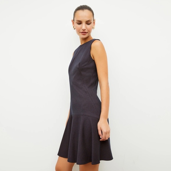 M.M. LaFleur The Jayde Dress - Stretch Foulard Knit size 4 EUC $358 MSRP - Picture 2 of 6